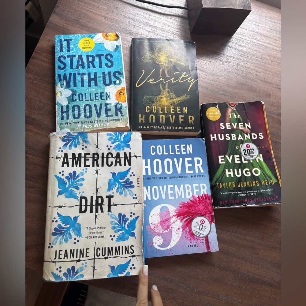 Summer reading list 📖 ☀️ it starts with us, Coleen Hoover top books lot